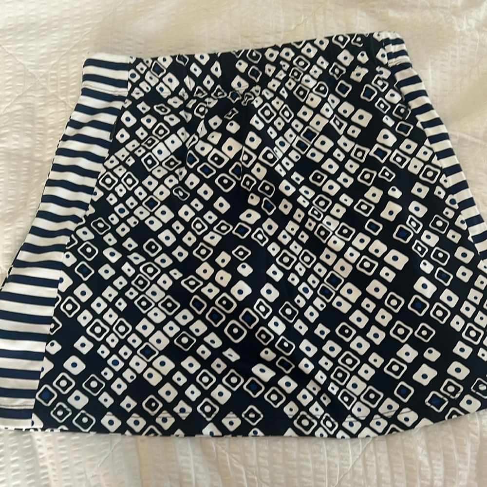 Adorable Palm Springs elastic waist pull on scort